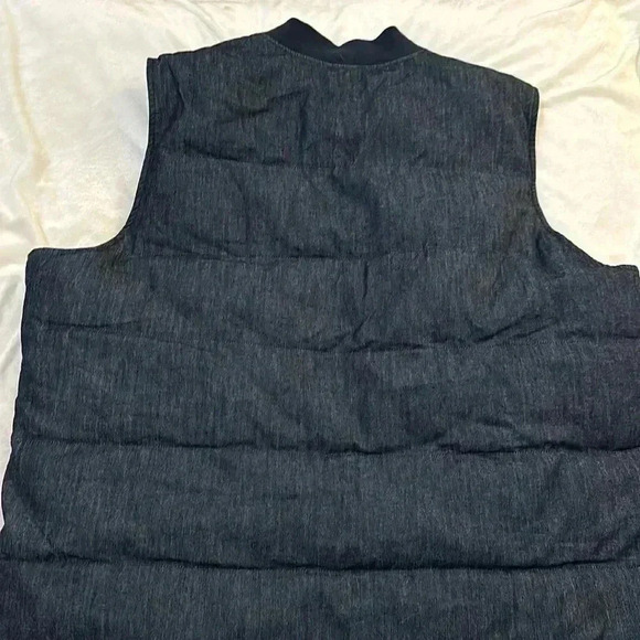 Levi’s - Picture 4 of 5